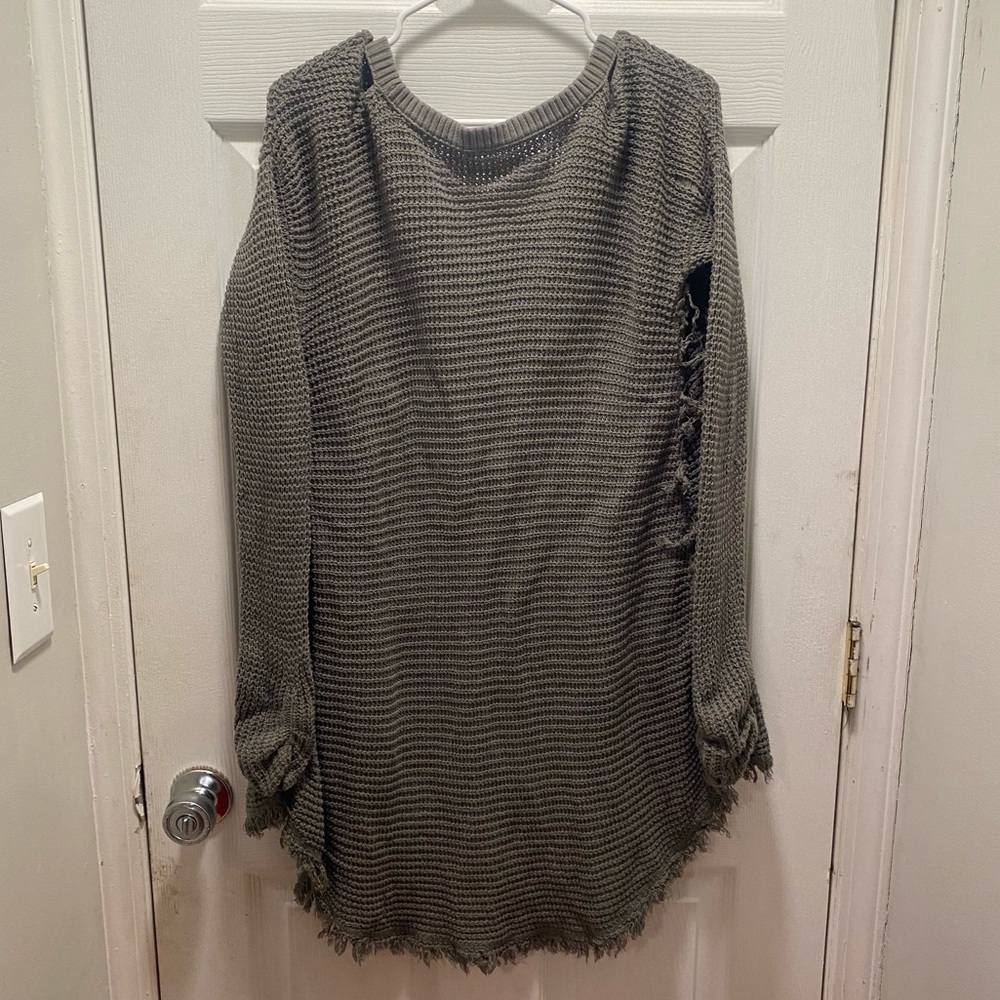 Free People moonshine green cold shoulder frayed hem knit sweater - Picture 2 of 4